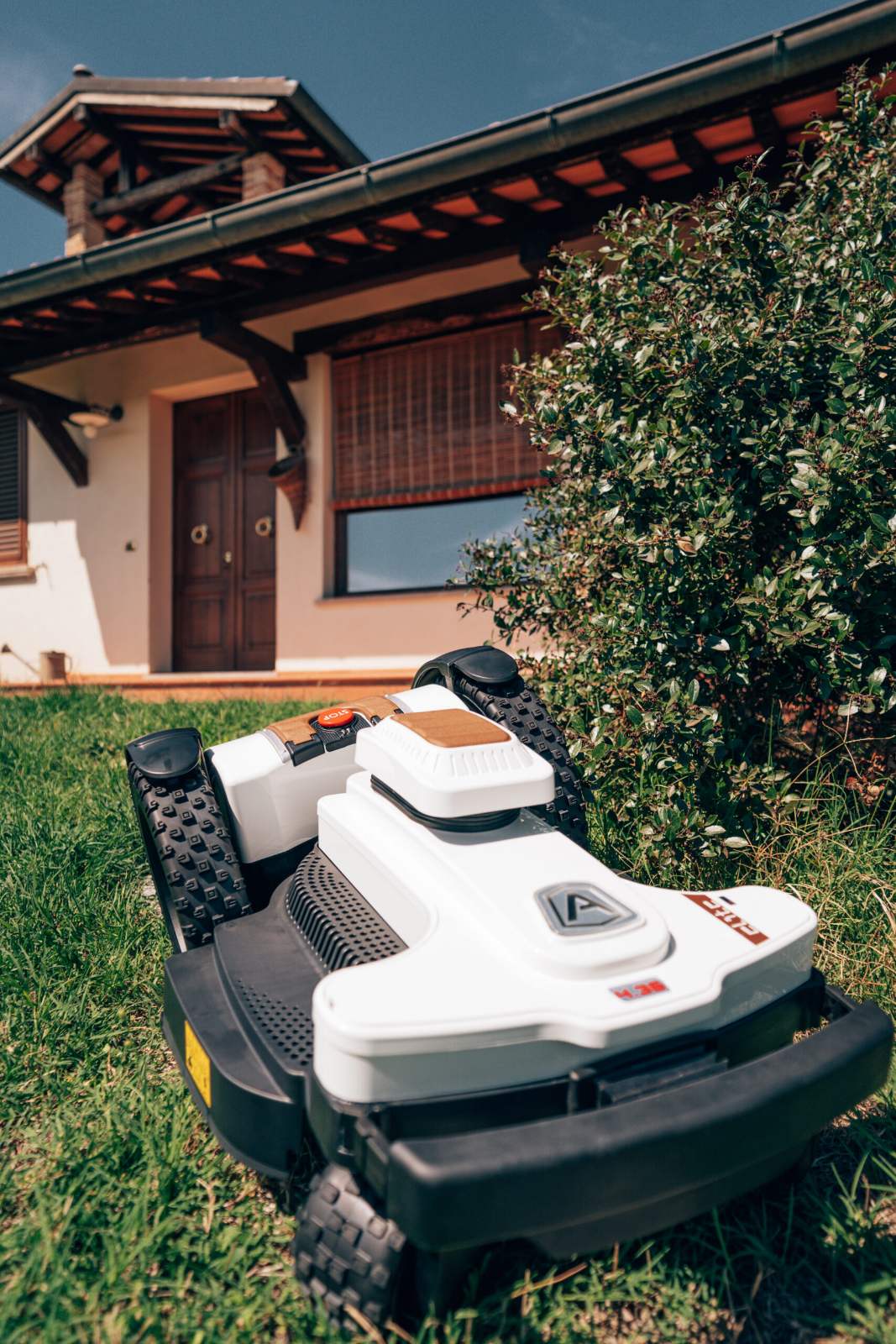 Ambrogio 4.36 Elite 4WD - Image 11